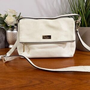 Kate Spade New York Highland Place Mini Maria Leather Crossbody Bag in Cream